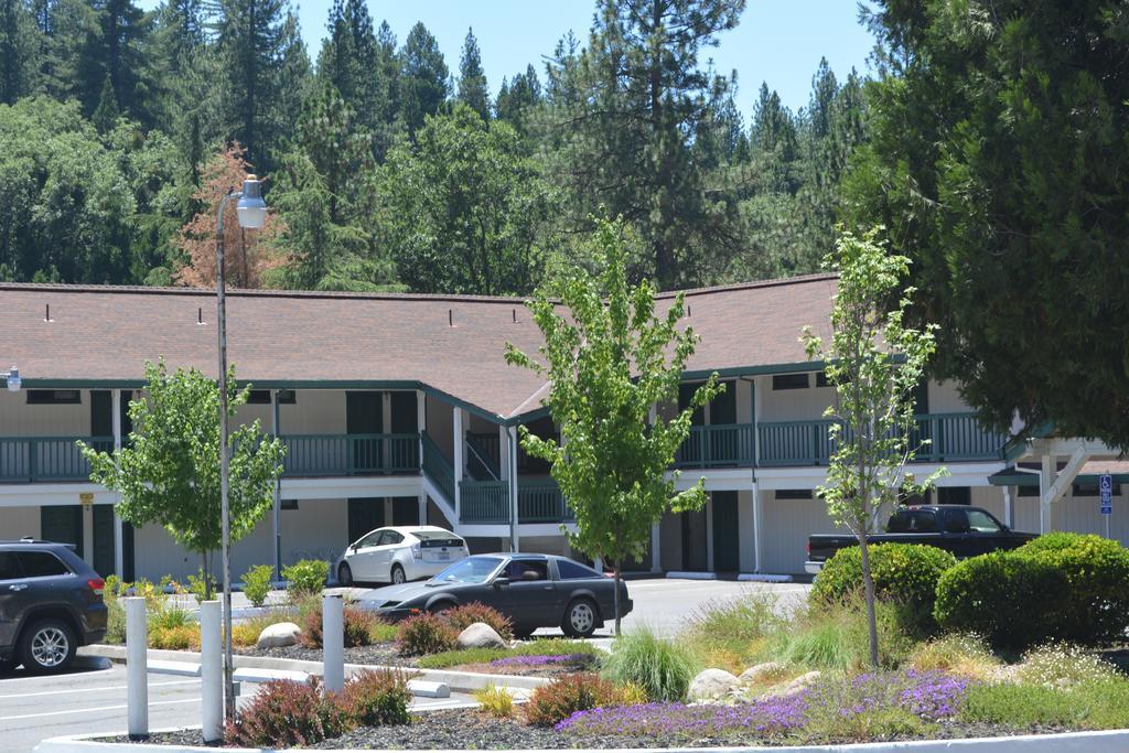 Pioneer Inn & Suites Volcano Exterior foto